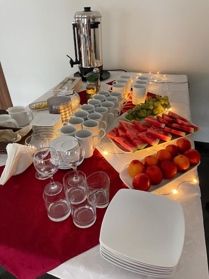 Pensjonat Koliber Sobków Exteriör bild